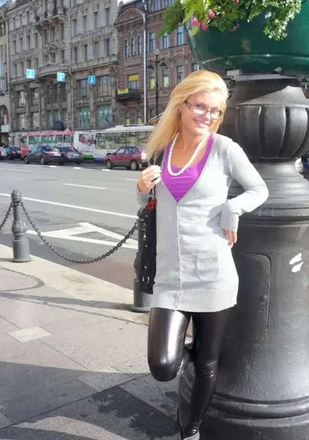 Лариса из Бреста, ищу на сайте вирта