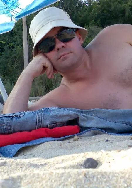 Vlad из Винницы, мне 60, познакомлюсь на одну ночь