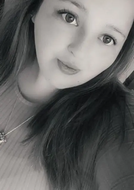 Chloe Madden из Лондона