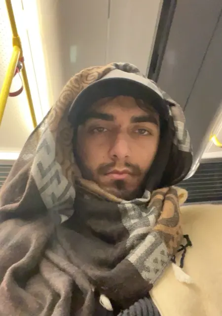 Я Noah, 21, из Вены, ищу знакомство для общения