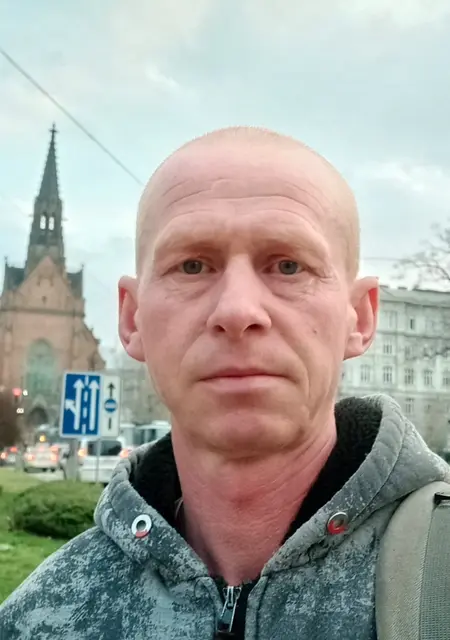 Я Юра Калабишка, 42, из Брно, ищу знакомства на одну ночь