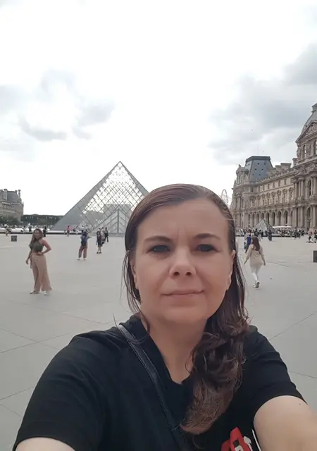 Olha из Савиньи-сюр-Орж, ищу на сайте дружбу