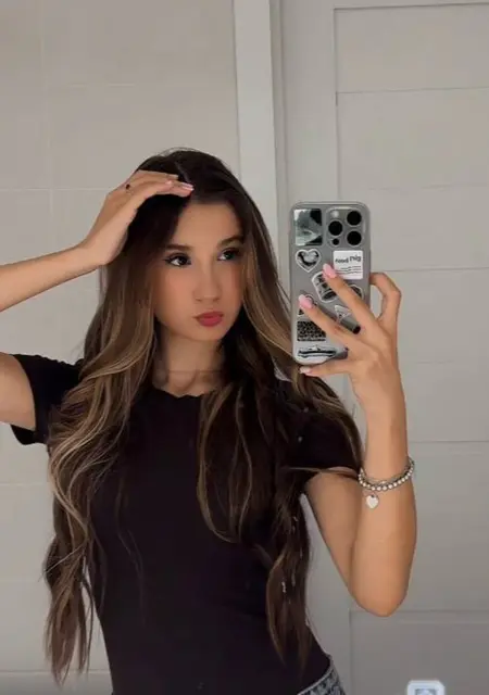 Алена из Вильнюса, ищу на сайте общение