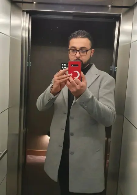 Я Tarik, 25, из Триполи, ищу знакомство для приятного времяпровождения