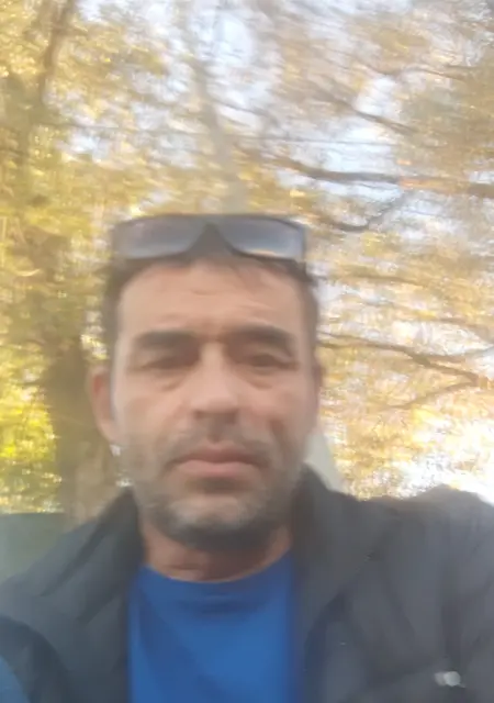 Soy Raúl, 48 años, conociéndome para hacer nuevos amigos en Madrid