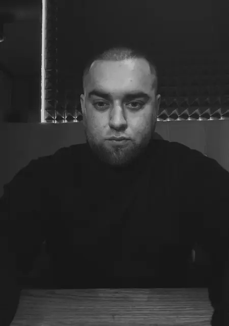 Саша из Полонного, ищу на сайте знакомства без обязательств