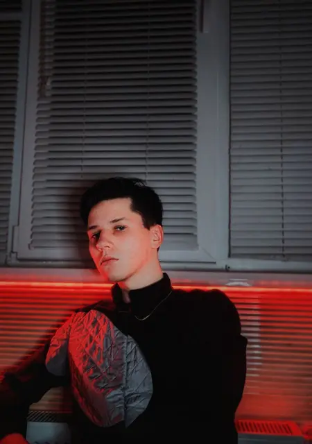 Дима из Ясиноватой, мне 37, познакомлюсь без обязательств