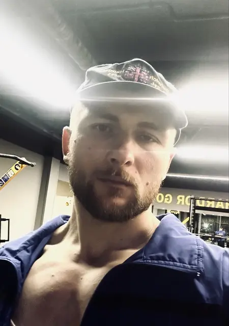 Валерий из Минска, мне 33, познакомлюсь без обязательств