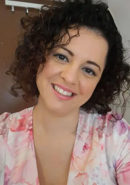 Paola из Мадрида, мне 32, познакомлюсь