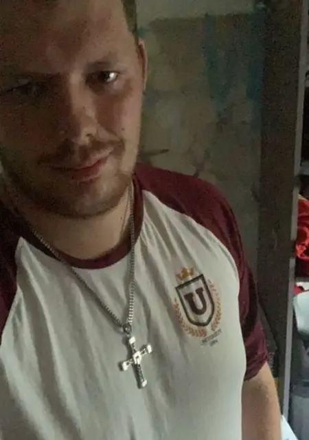 Я Maxime, 24, из Парижа, ищу знакомство