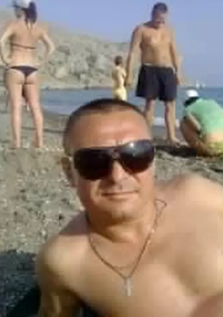 Александр из Макеевки, мне 44, познакомлюсь для общения