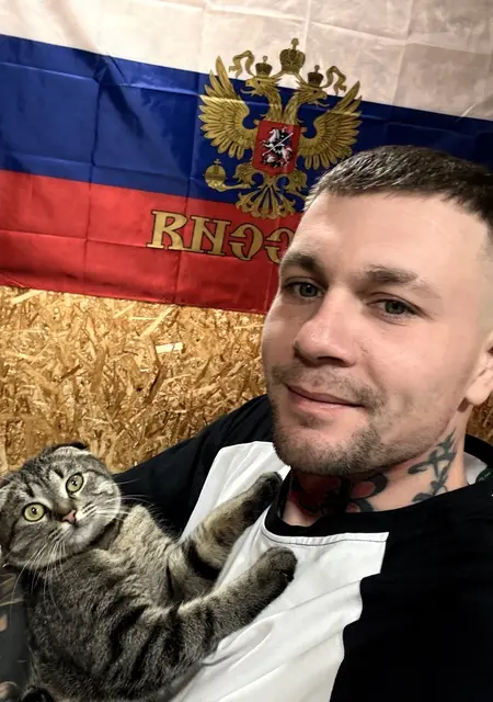 Ярослав из Стаханова, ищу на сайте открытые отношения