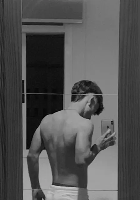 Soy Mario, 20 años, conociéndome para pasatiempo agradable en Badalona