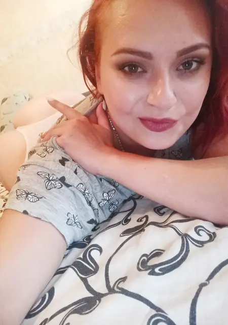 Арина из Каменского, ищу на сайте знакомства без обязательств