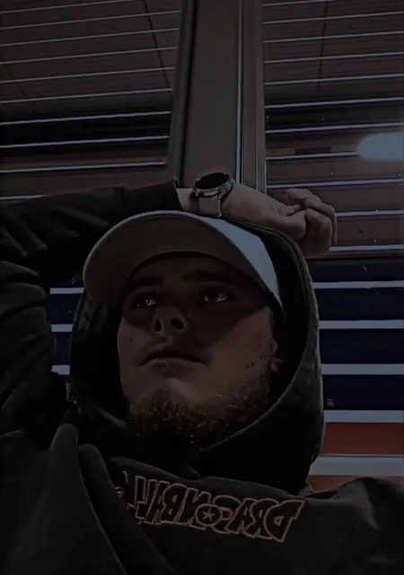 Я Cristian, 25, знакомлюсь на одну ночь в Кишинёве