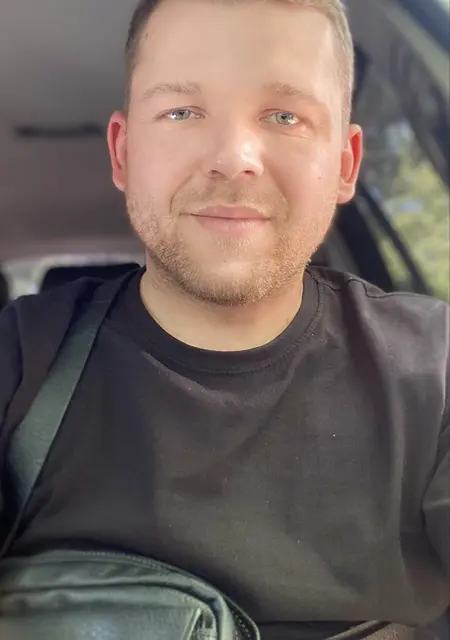 Я Алексей, 31, из Одессы, ищу знакомства на одну ночь