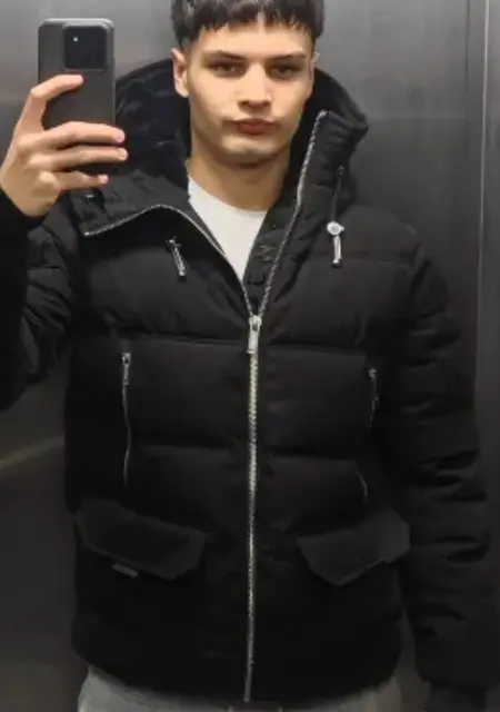 Alvaro de Málaga, tengo 26 años, listo para conocer para chatear