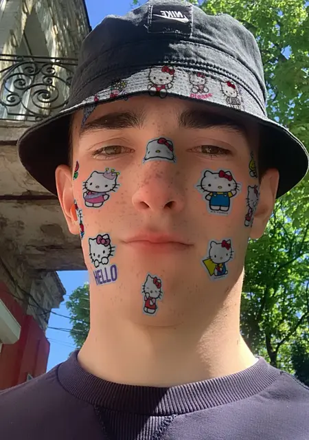 Андрій з Кам’янця-Подільського, мені 19 років, познайомлюсь на одну ніч