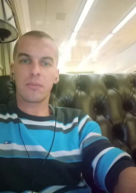 Александр из Минска, ищу на сайте знакомства на одну ночь