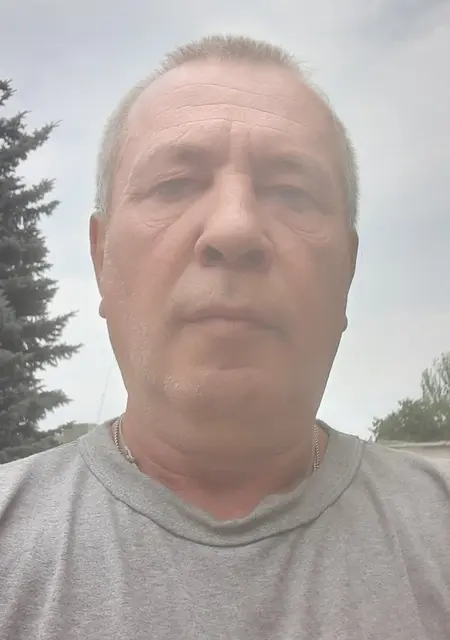 Я Василий, 58 років з Донецька, шукаю знайомства без зобов'язань