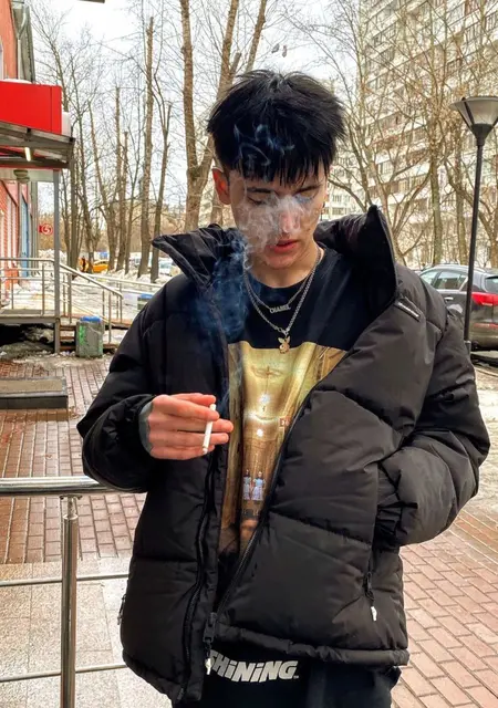 Кирилл из Черкасс, мне 20, познакомлюсь на одну ночь