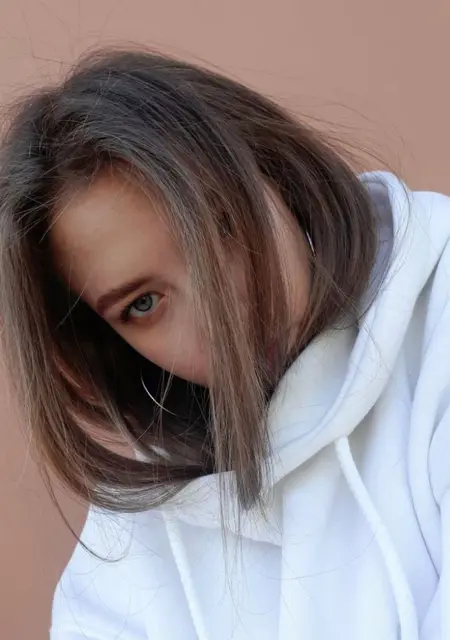 Вероника из Донецка, мне 25, познакомлюсь без обязательств