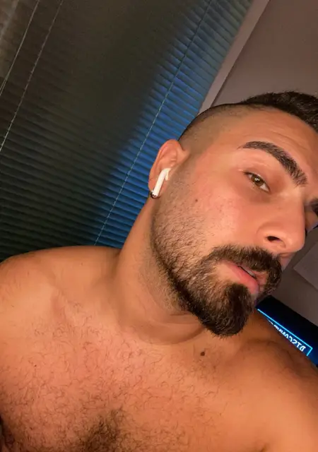 Я Lewa, 27, знакомлюсь на одну ночь в Боле