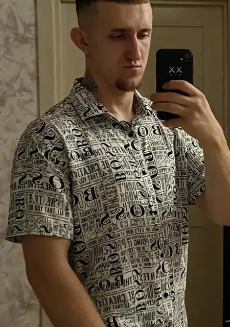 Слава из Амстердама, ищу на сайте знакомства на одну ночь