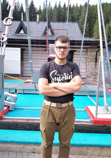 Влад з Любара, шукаю на сайті знайомства на одну ніч