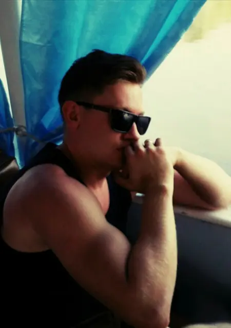 Андрей из Барановичей, ищу на сайте знакомства без обязательств