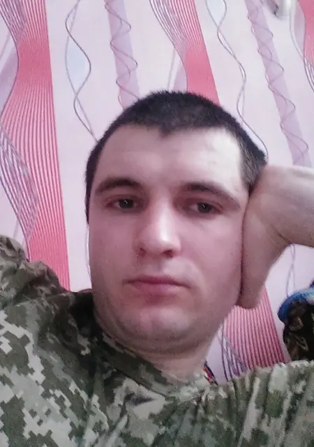 Я Серьога, 34 років, знайомлюсь без зобов'язань у Мирнограде