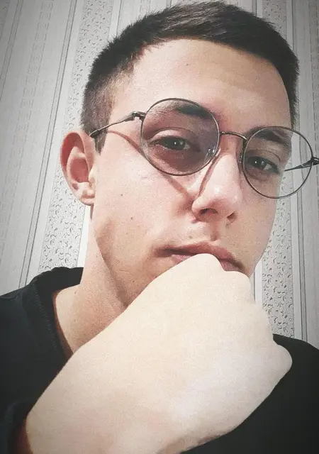 Андрій из Житомира, ищу на сайте знакомства без обязательств