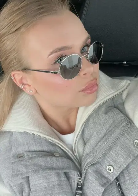 Ася из Днепра, мне 23, познакомлюсь без обязательств