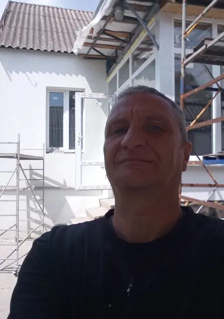 Влад з Києва, мені 56 років, познайомлюсь для спілкування