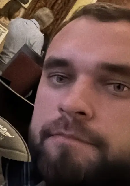 Dima из Амстердама, мне 32, познакомлюсь без обязательств