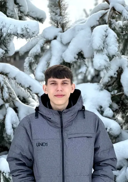 Андрюша из Хмельницкого, мне 20, познакомлюсь на одну ночь