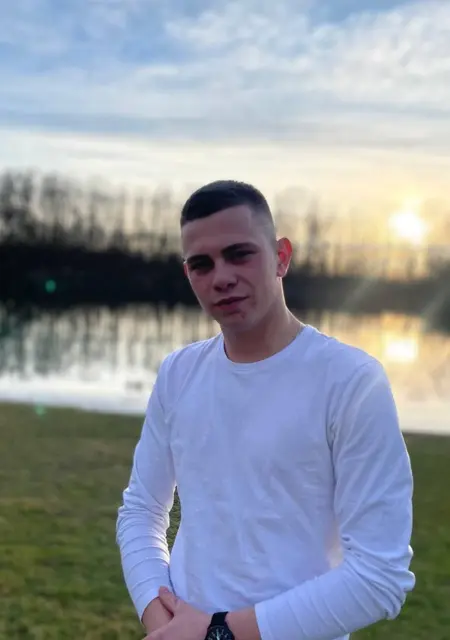 Vladislav из Мюнхена, ищу на сайте знакомства на одну ночь