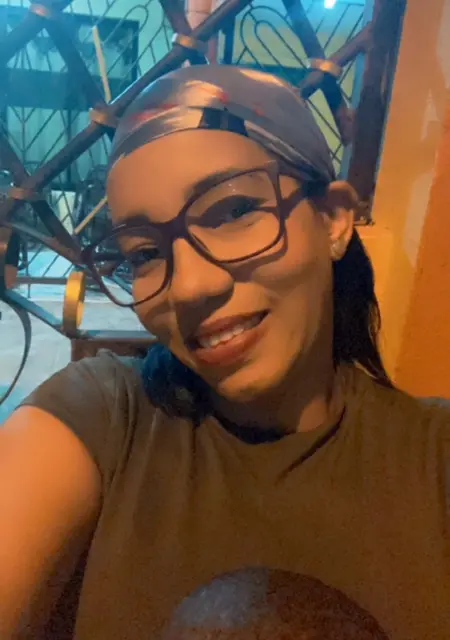 Angela из Санто-доминго Эста, ищу на сайте общение