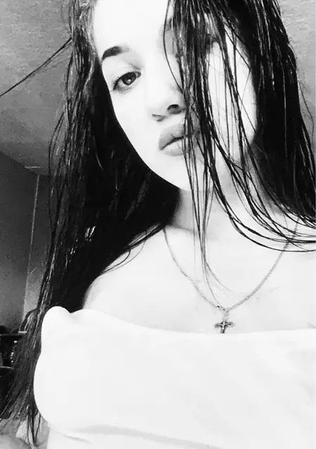 Белла из Брюсселя, мне 22, познакомлюсь для вирта