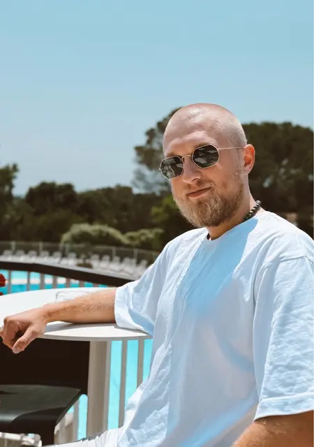 Я Дмитро, 28, знакомлюсь без обязательств в Киеве