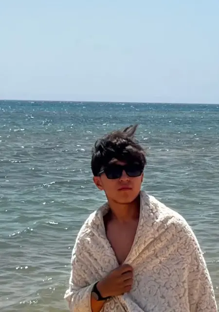 Hamza из Франкфурта-на-майне, мне 22, познакомлюсь для вирта