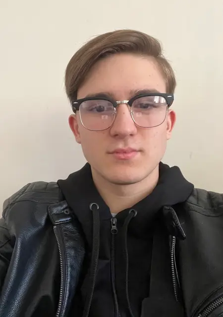 Альберт з Одеси, мені 20 років, познайомлюсь для спілкування