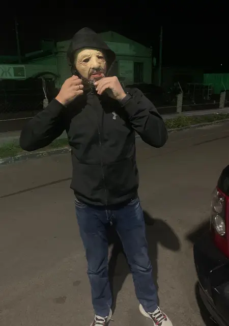 Сашка з Житомира, шукаю на сайті знайомства на одну ніч