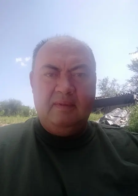 Я Акакий, 58 років, знайомлюсь на одну ніч у Дніпрі