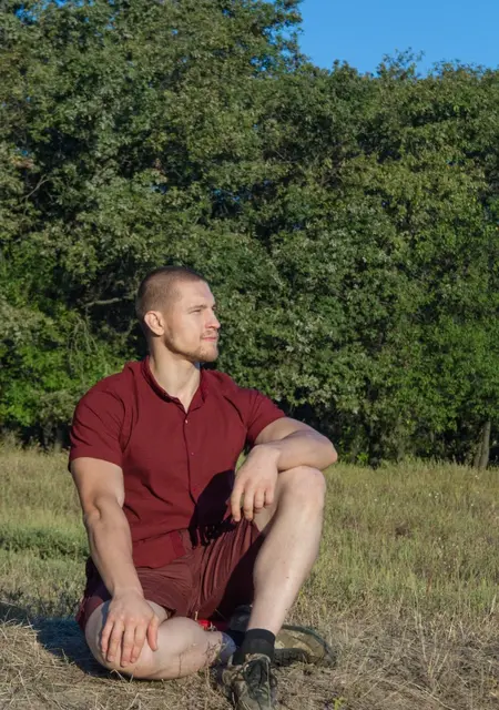 Я Евгений, 39 років з Дніпра, шукаю знайомства на одну ніч