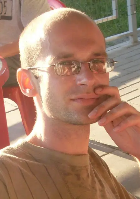 Саша из Пинска, мне 43, познакомлюсь без обязательств