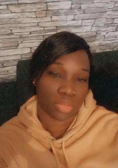 Я Valrie, 37, из Парижа, ищу знакомство