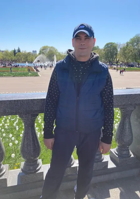 Я Rich, 45, знакомлюсь без обязательств в Мариуполе