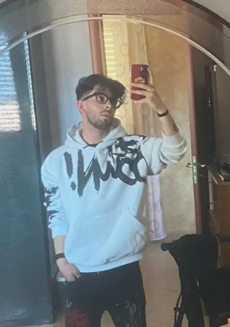 Antonio из Чечина, мне 22, познакомлюсь без обязательств