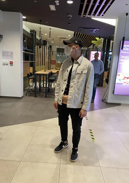 Я Николай, 31 років з Івано-Франківська, шукаю знайомства на одну ніч